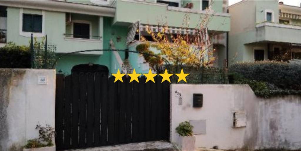 appartamento in vendita ad Anzio in zona Villa Claudia