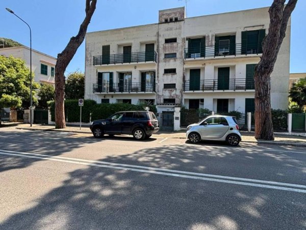 appartamento in vendita ad Anzio in zona Mare