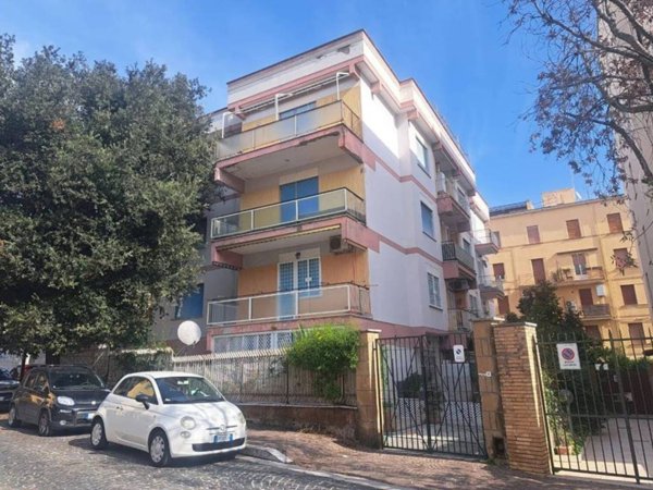 appartamento in vendita ad Anzio in zona Mare