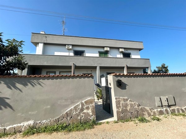 casa indipendente in vendita ad Anzio in zona Lido dei Pini