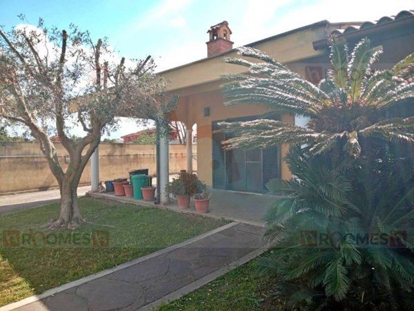 casa indipendente in vendita ad Anzio in zona Stazione
