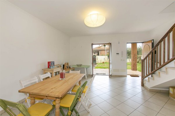 casa indipendente in vendita ad Anzio in zona Stazione