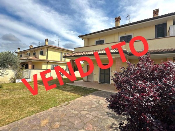 casa indipendente in vendita ad Anzio