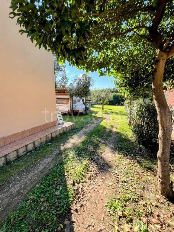 casa indipendente in vendita ad Anzio in zona Stazione