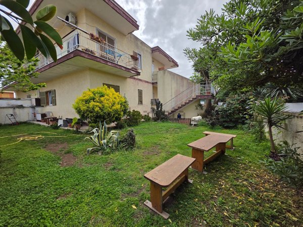 appartamento in vendita ad Anzio in zona Villa Claudia