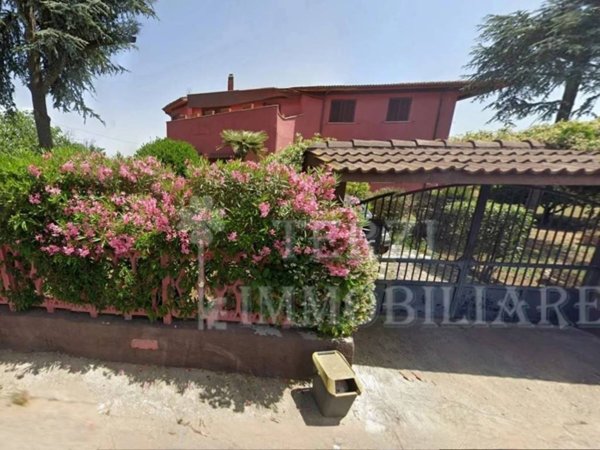 casa indipendente in vendita ad Anzio in zona Lido dei Pini