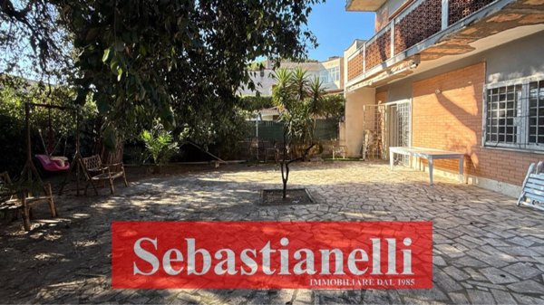 appartamento in vendita ad Anzio in zona Mare