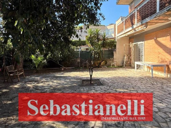 appartamento in vendita ad Anzio in zona Mare