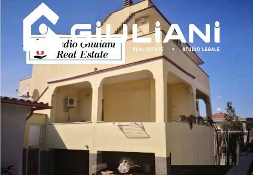 casa indipendente in vendita ad Anzio