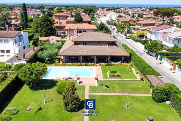 casa indipendente in vendita ad Anzio in zona Lido dei Pini