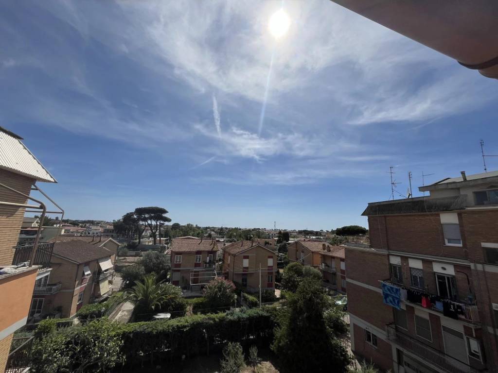 appartamento in vendita ad Anzio in zona Villa Claudia