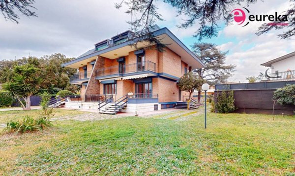 casa indipendente in vendita ad Anzio in zona Mare