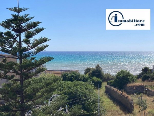 casa indipendente in vendita ad Anzio in zona Mare