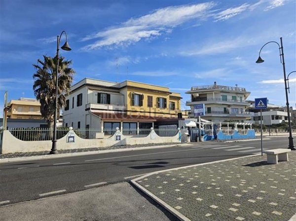 appartamento in vendita ad Anzio in zona Anzio Colonia