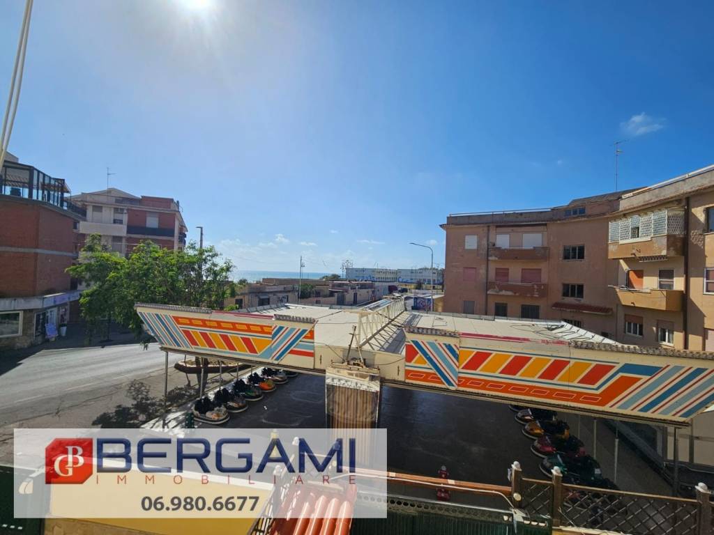 appartamento in vendita ad Anzio in zona Anzio Colonia