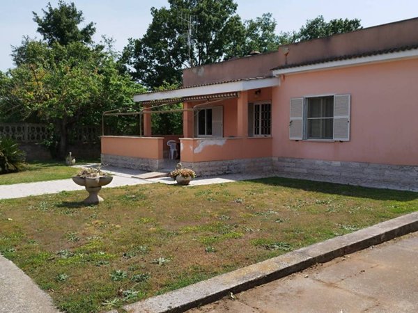 casa indipendente in vendita ad Anzio in zona Lido dei Pini
