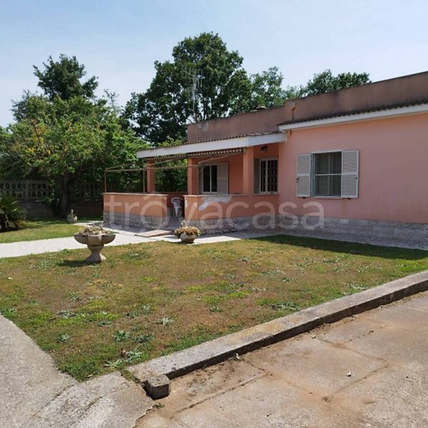 casa indipendente in vendita ad Anzio in zona Lido dei Pini