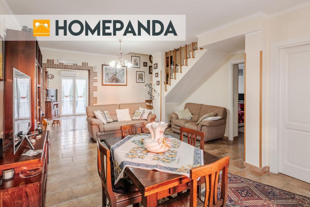 casa indipendente in vendita ad Anzio in zona Marechiaro