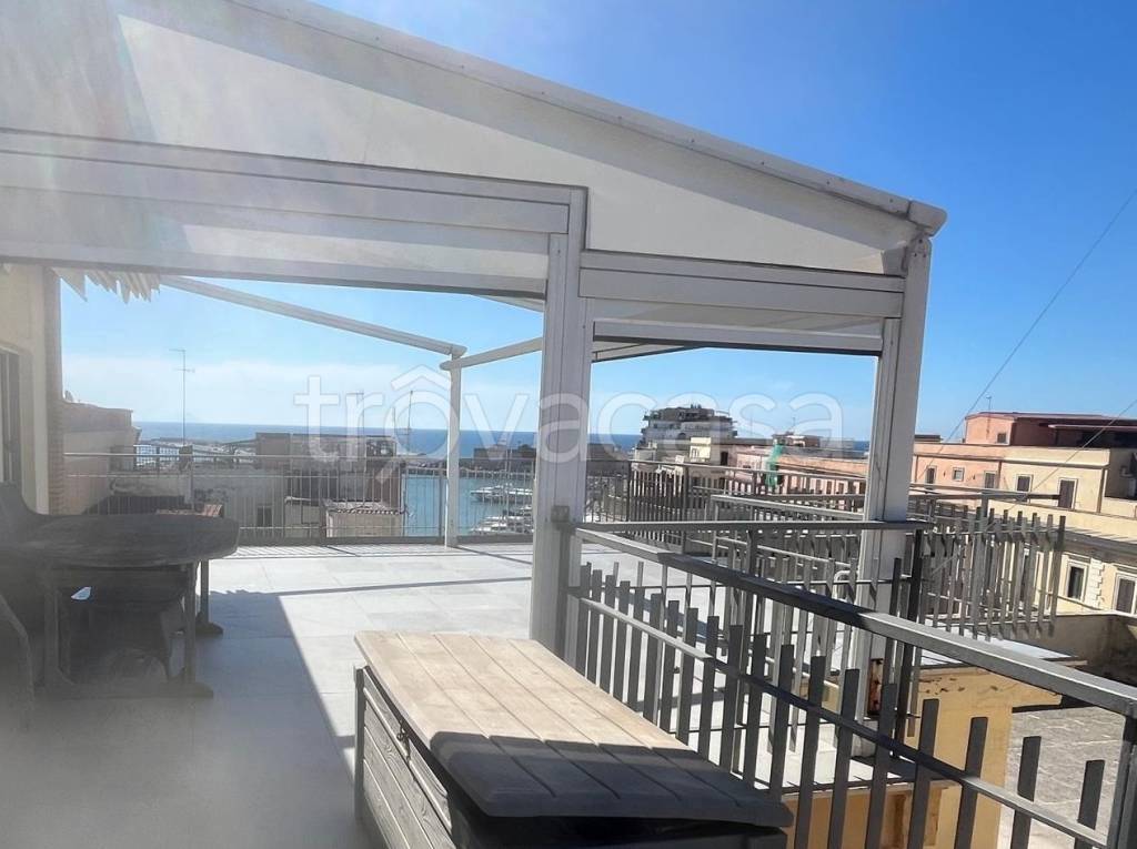 appartamento in vendita ad Anzio in zona Mare