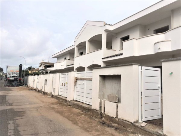 casa indipendente in vendita ad Anzio in zona Villa Claudia