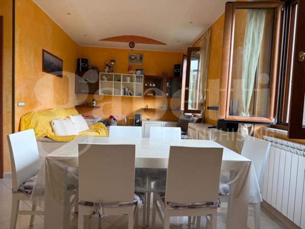 casa indipendente in vendita ad Anzio