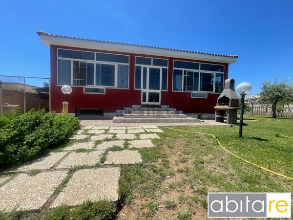 appartamento in vendita ad Anzio in zona Villa Claudia