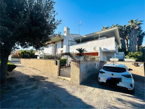 appartamento in vendita ad Anzio in zona Mare