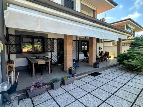 casa indipendente in vendita ad Anzio in zona Anzio Colonia