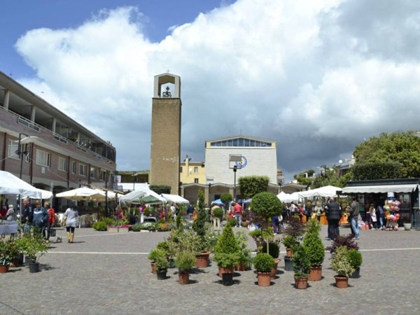 appartamento in vendita ad Anzio in zona Mare