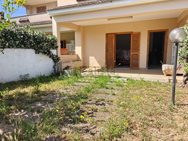 casa indipendente in vendita ad Anzio in zona Mare