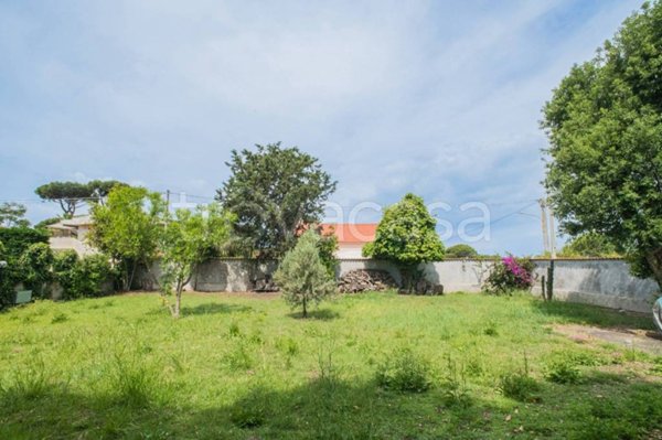 casa indipendente in vendita ad Anzio in zona Villa Claudia