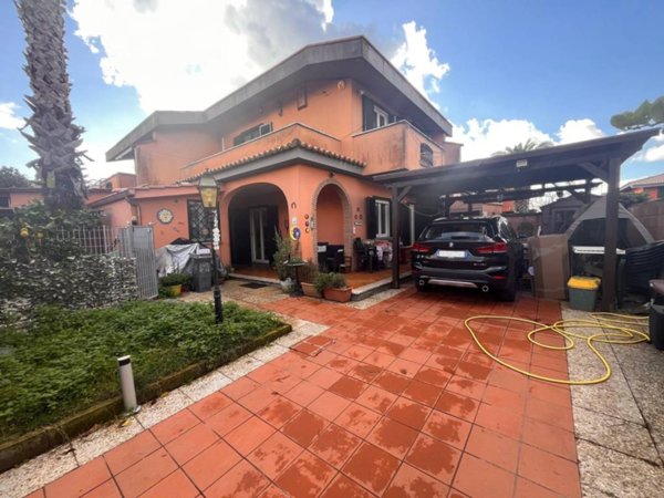 casa indipendente in vendita ad Anzio in zona Lido delle Sirene