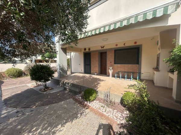 casa indipendente in vendita ad Anzio in zona Stazione