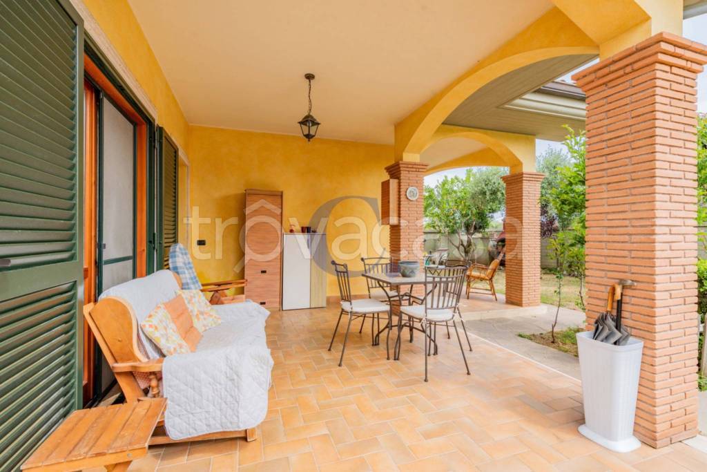 casa indipendente in vendita ad Anzio in zona Stazione