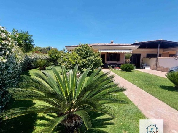 casa indipendente in vendita ad Anzio