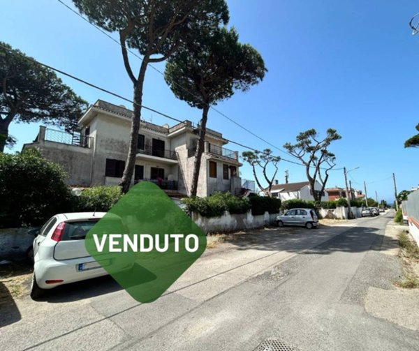 appartamento in vendita ad Anzio in zona Cincinnato