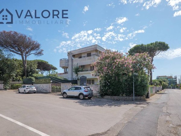 appartamento in vendita ad Anzio in zona Mare