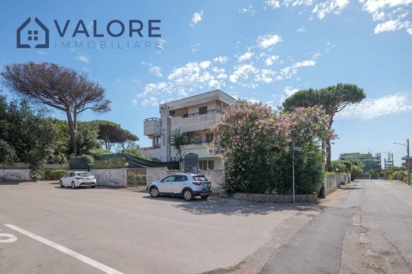 appartamento in vendita ad Anzio in zona Mare