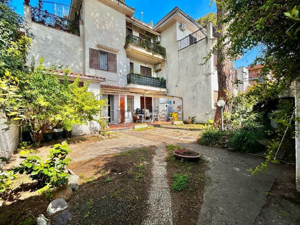 appartamento in vendita ad Anzio in zona Lido delle Sirene