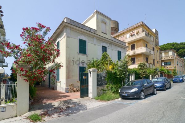 appartamento in vendita ad Anzio in zona Stazione