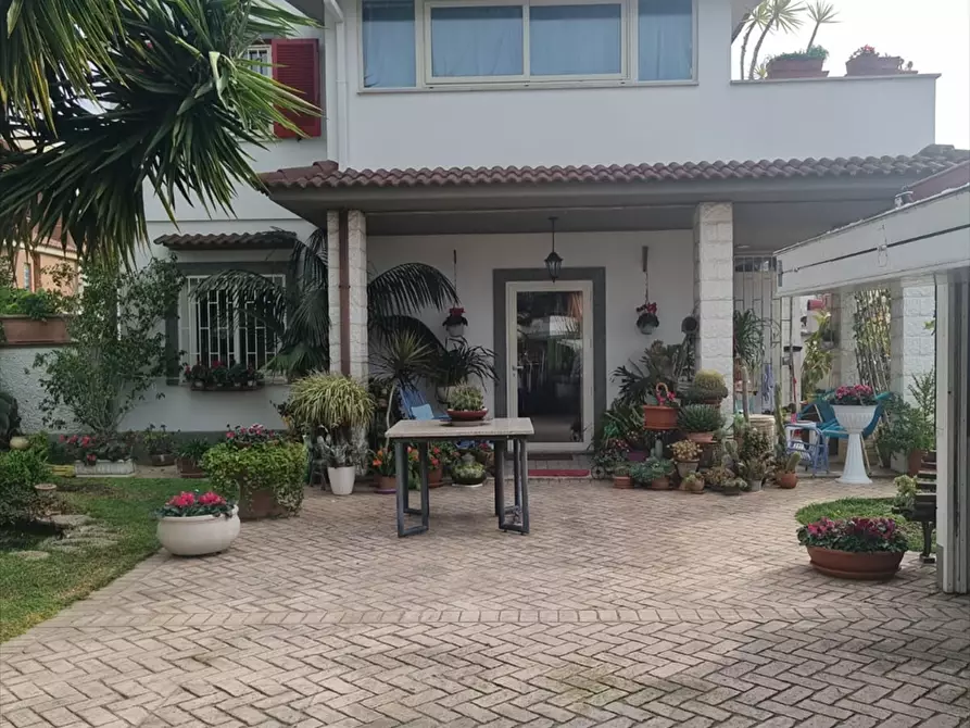 casa indipendente in vendita ad Anzio in zona Mare