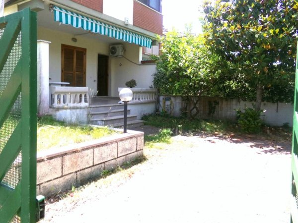 casa indipendente in vendita ad Anzio in zona Cincinnato