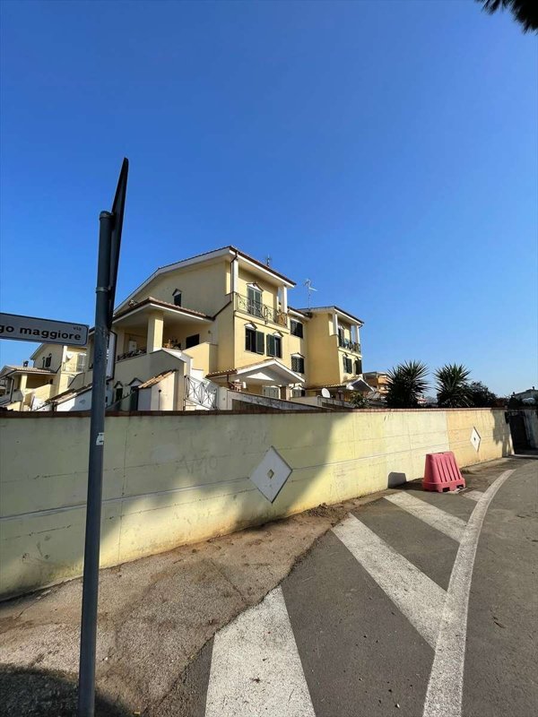 casa indipendente in vendita ad Anzio in zona Mare