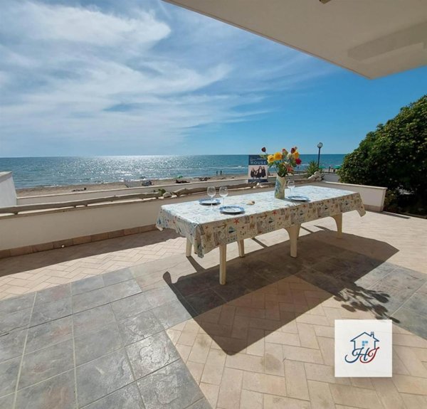 appartamento in vendita ad Anzio in zona Mare