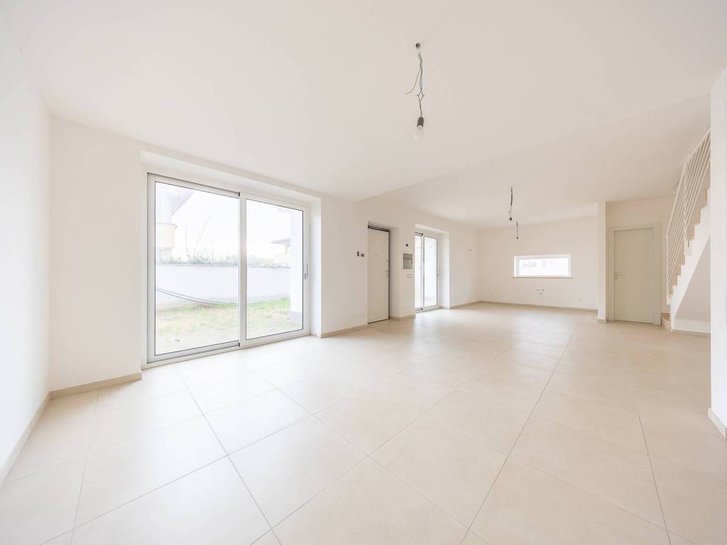 casa indipendente in vendita ad Anzio in zona Mare