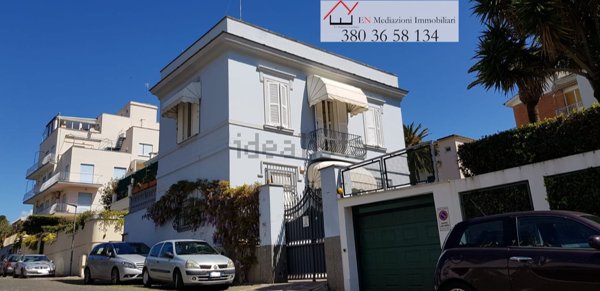 casa indipendente in vendita ad Anzio