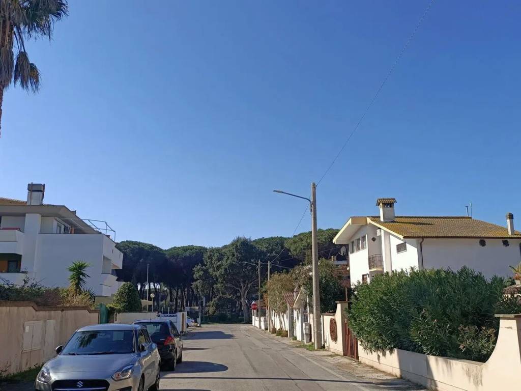 appartamento in vendita ad Anzio in zona Mare