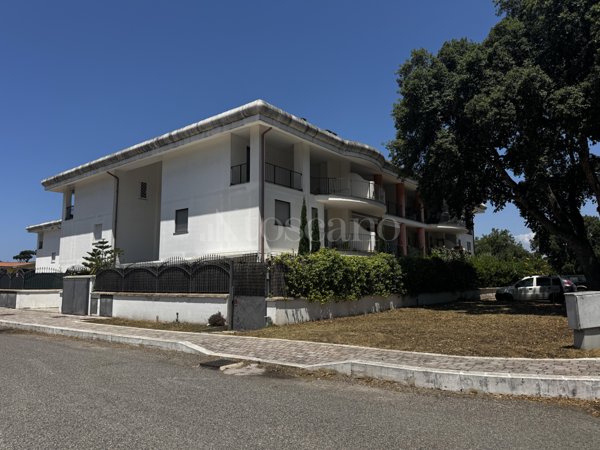 casa indipendente in vendita ad Anzio in zona Mare