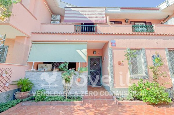 casa indipendente in vendita ad Anzio in zona Cincinnato