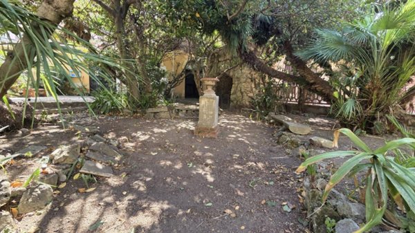 casa indipendente in vendita ad Anzio in zona Mare